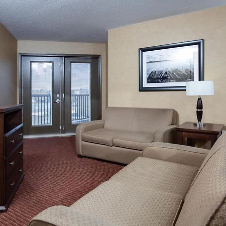 Pomeroy Hotel Fort St. John Экстерьер фото