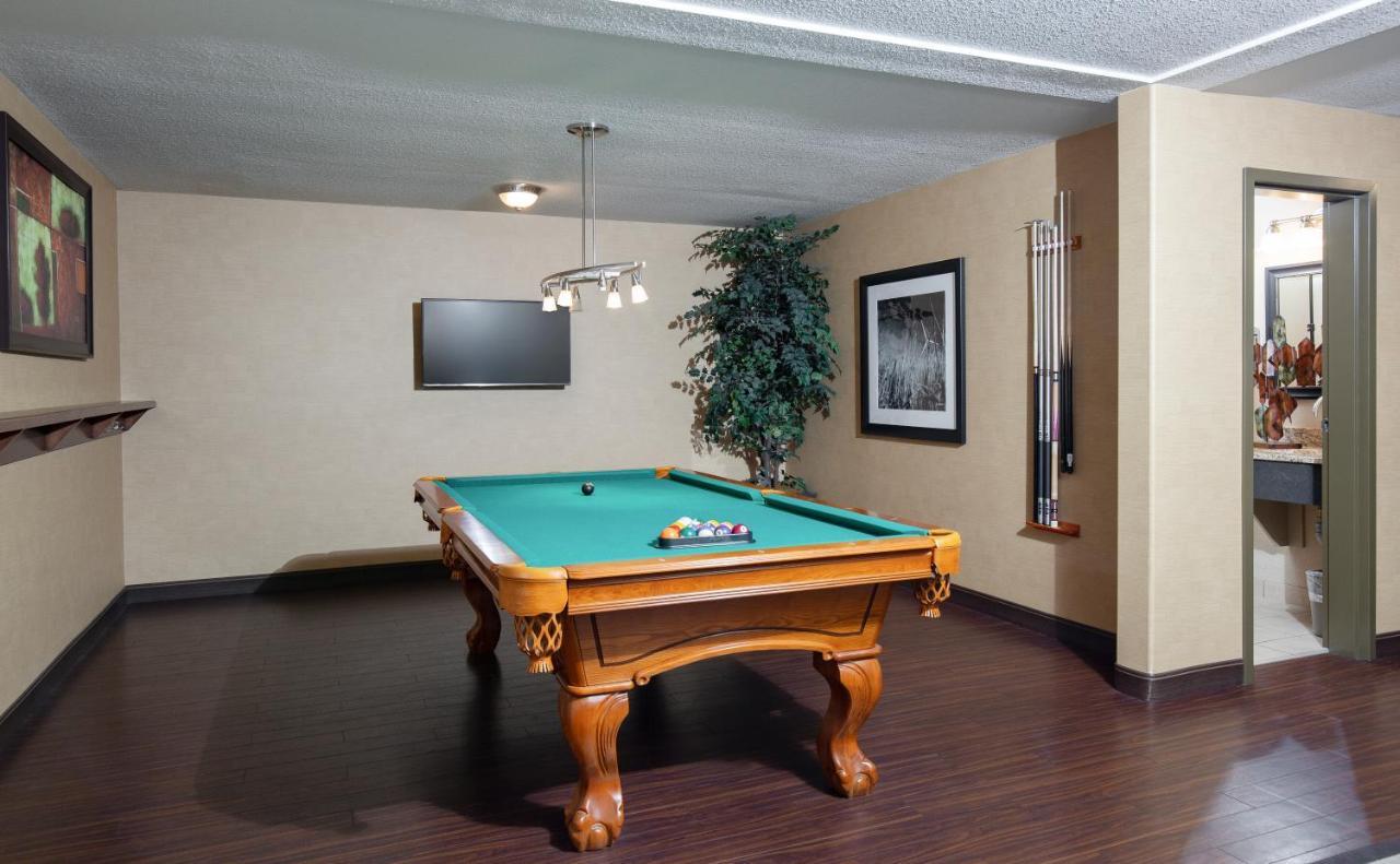Pomeroy Hotel Fort St. John Экстерьер фото