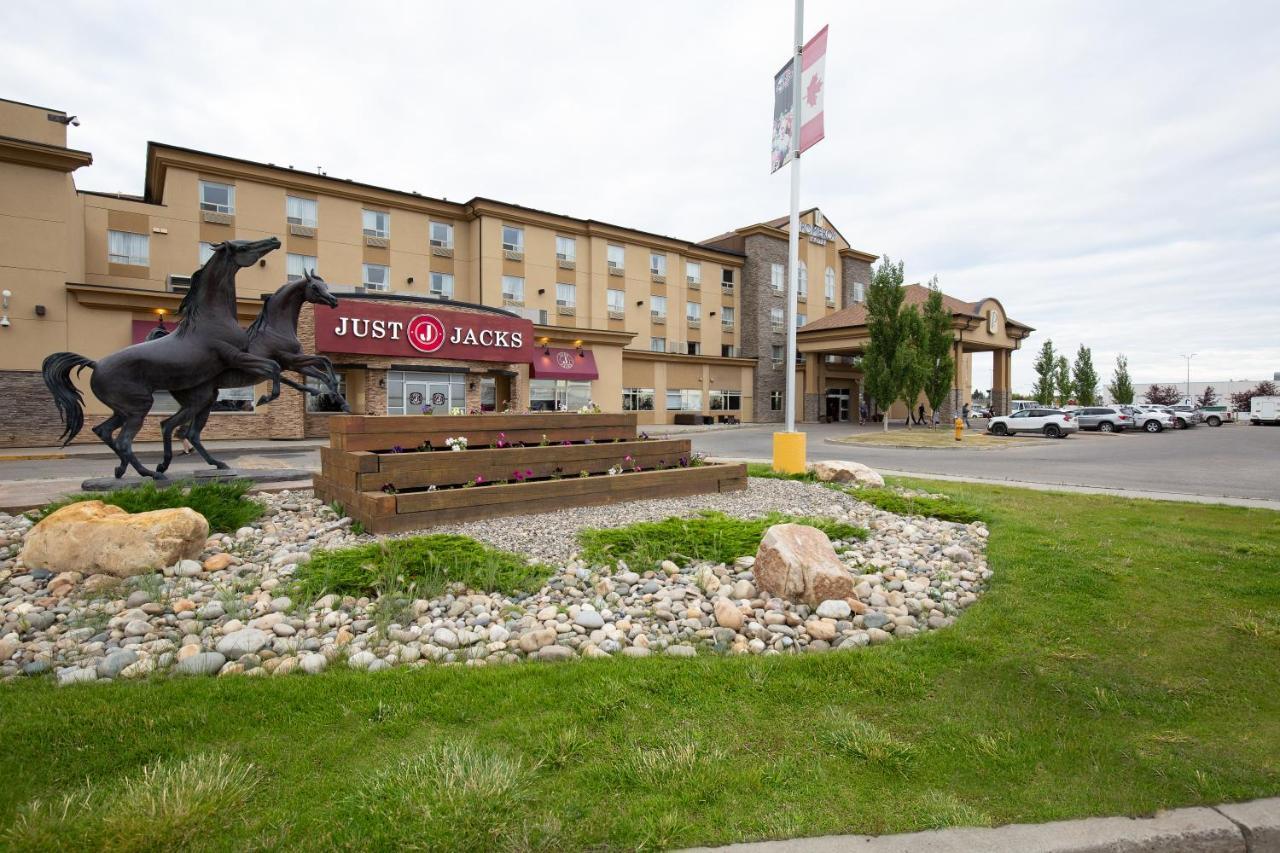 Pomeroy Hotel Fort St. John Экстерьер фото