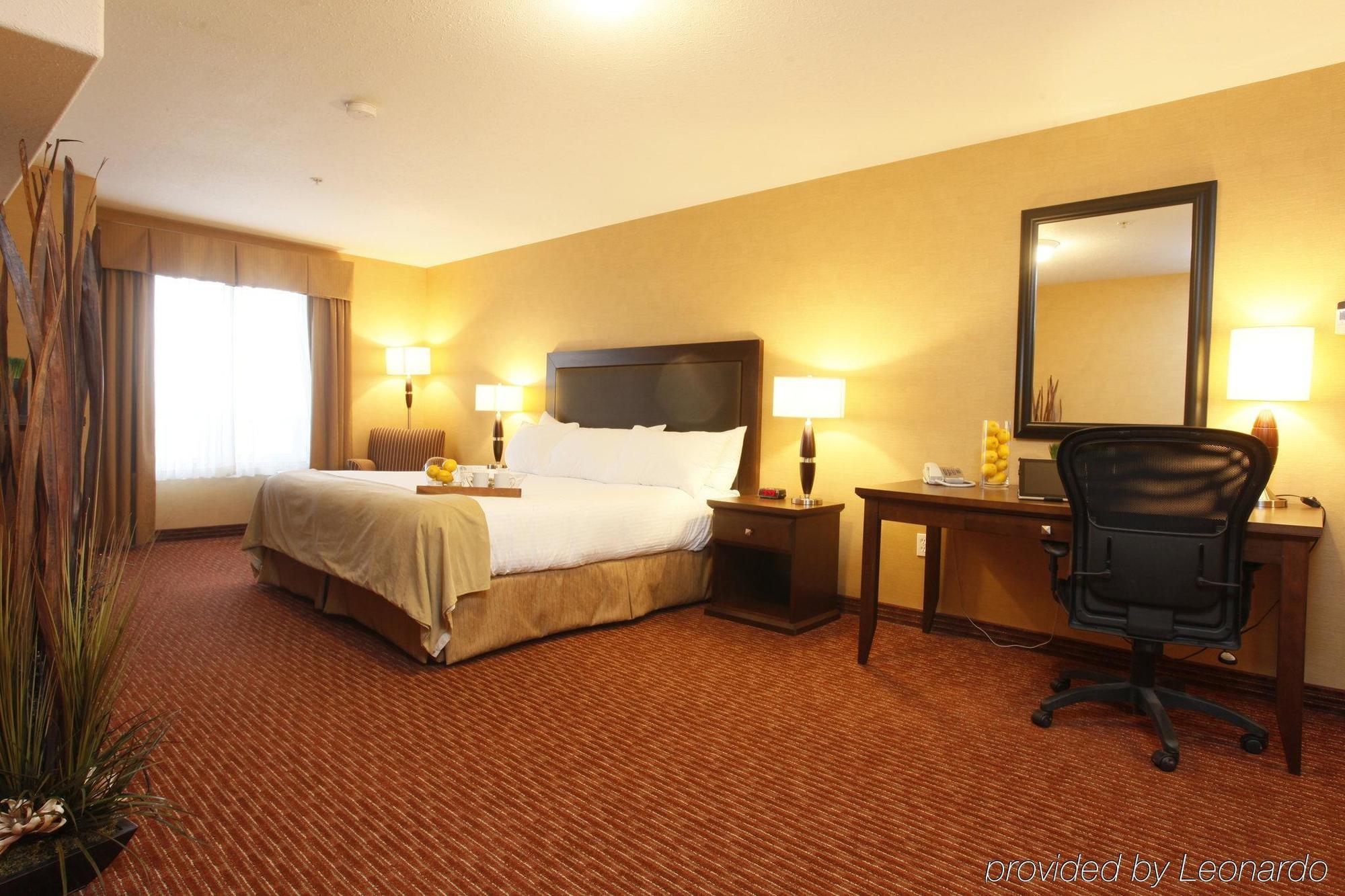 Pomeroy Hotel Fort St. John Экстерьер фото